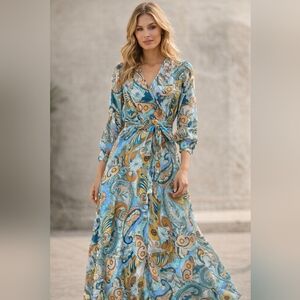 Gilda Paris , Beautiful Paisley Long Sleeve Dress in Blue and Tan